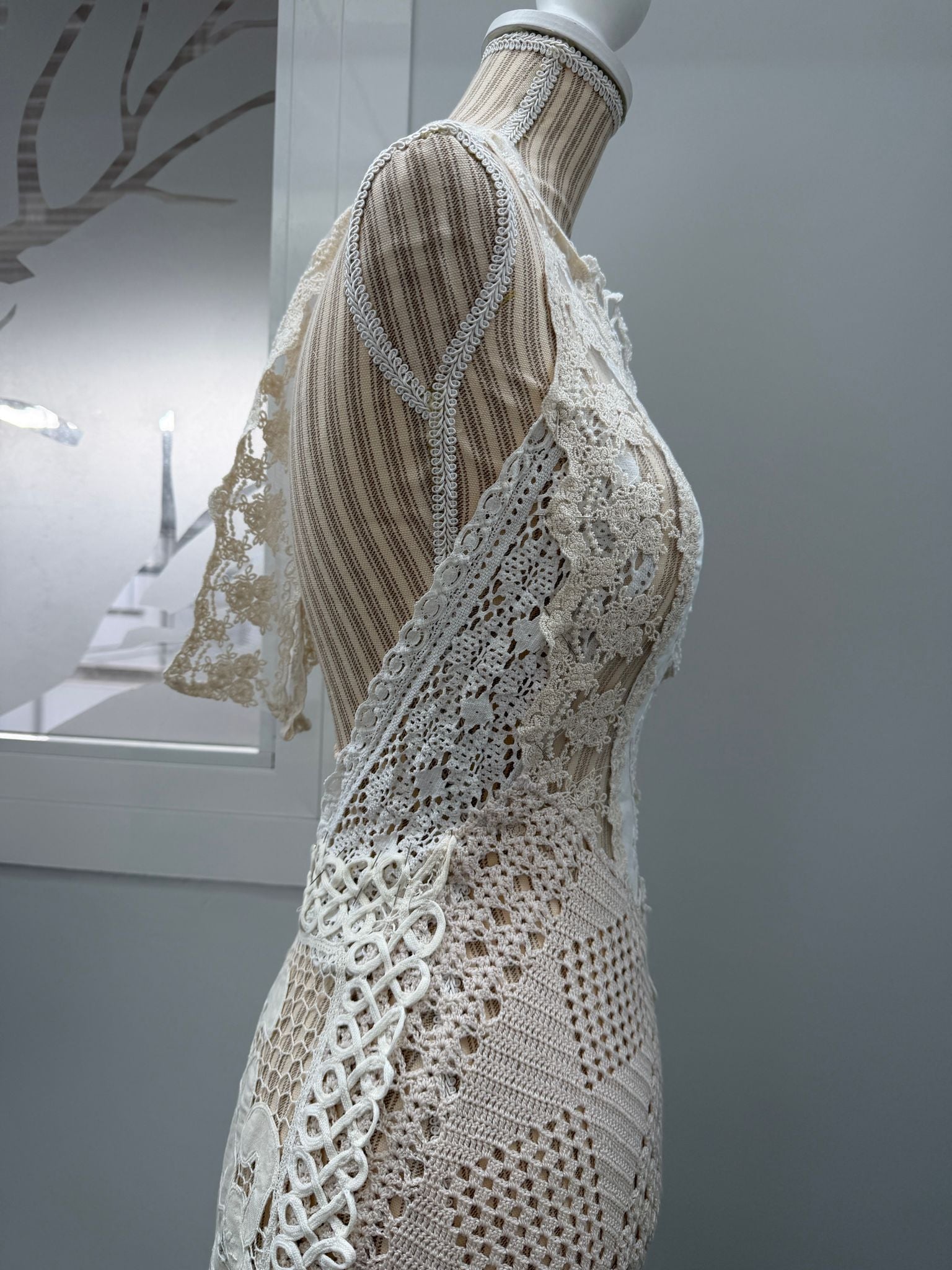 Custom dress Berta plus veil