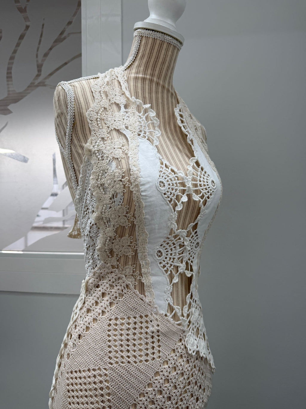Custom dress Berta plus veil