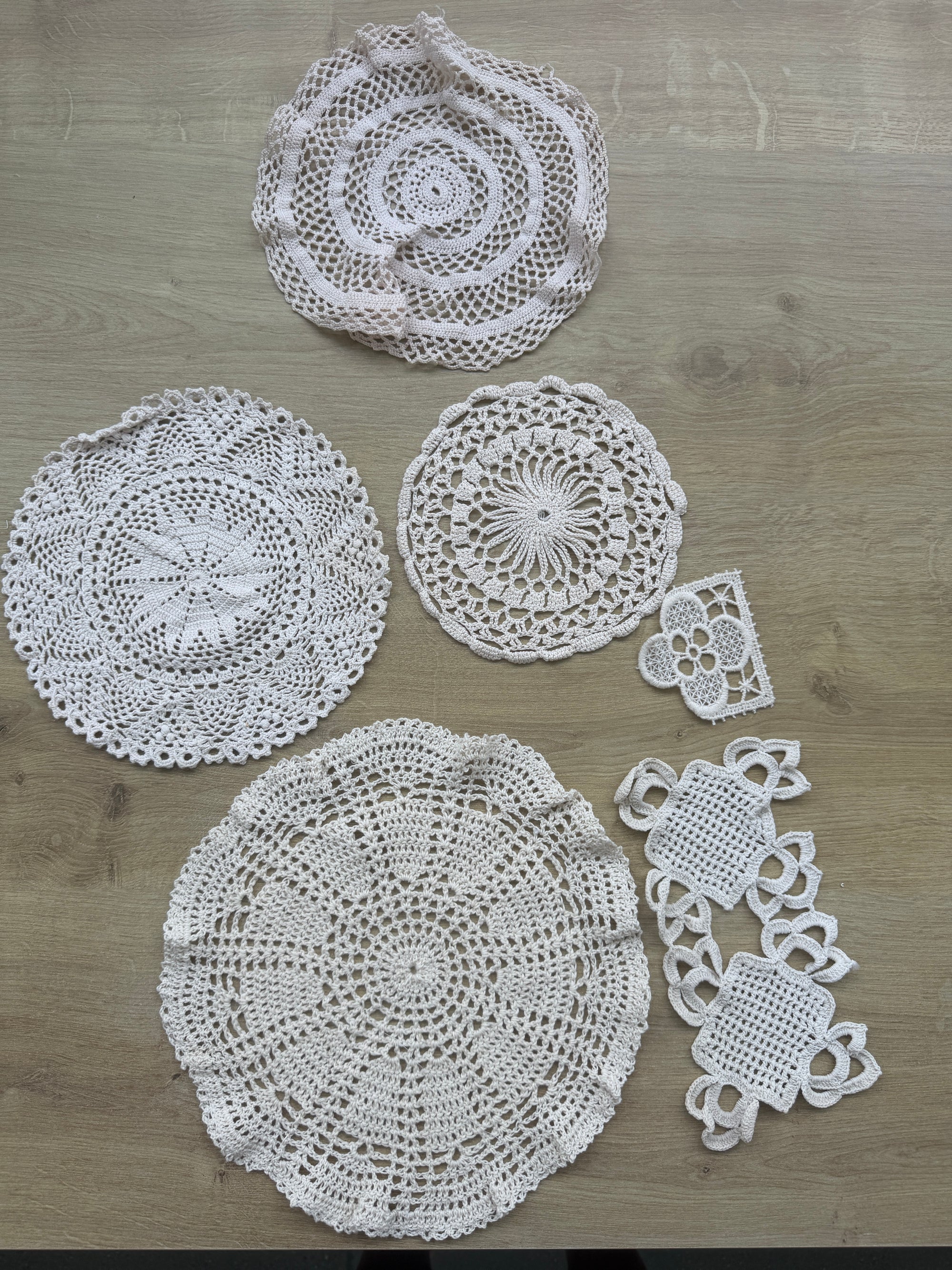 Extra doilies
