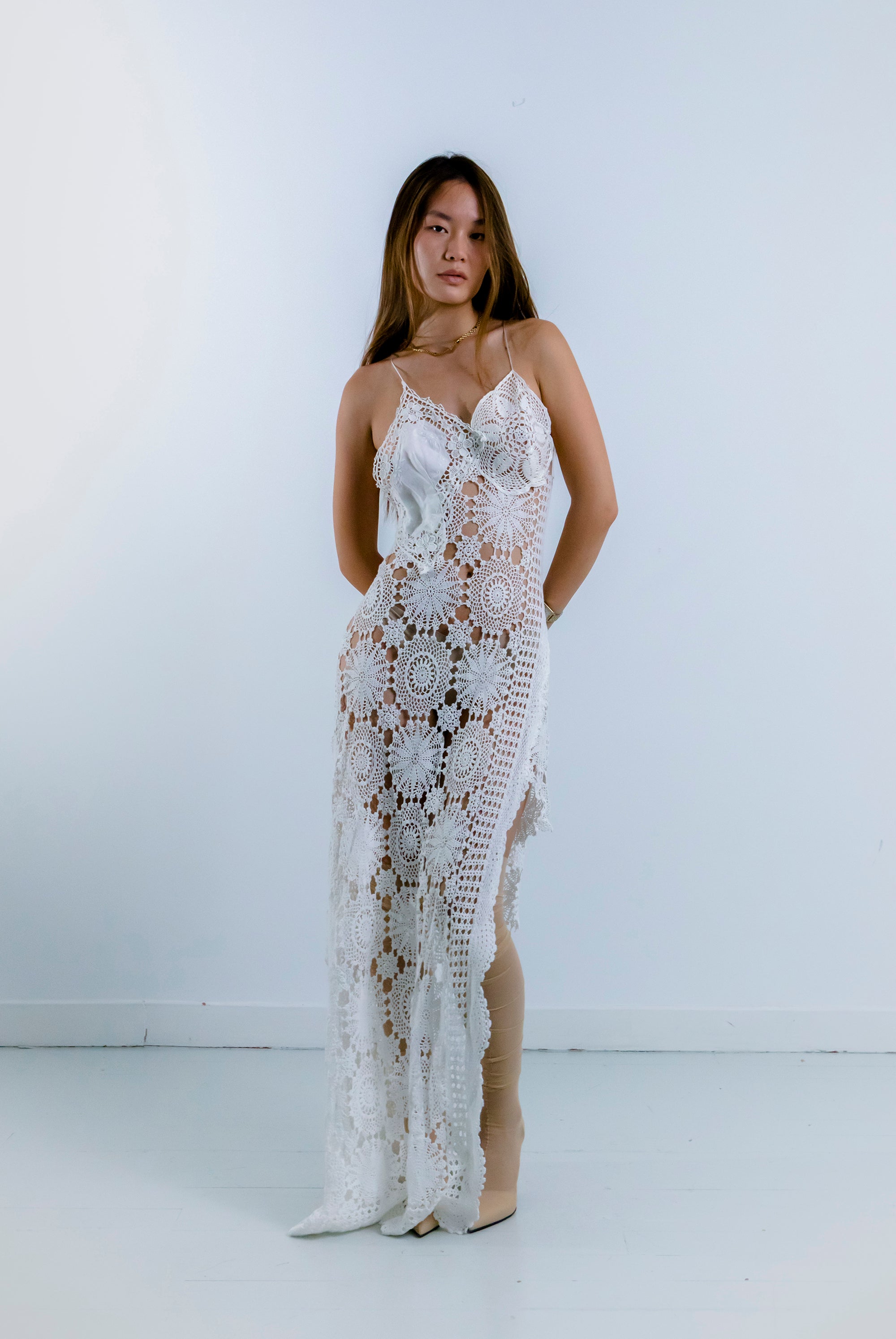 HANDKERCHIEF DRESS MAXI