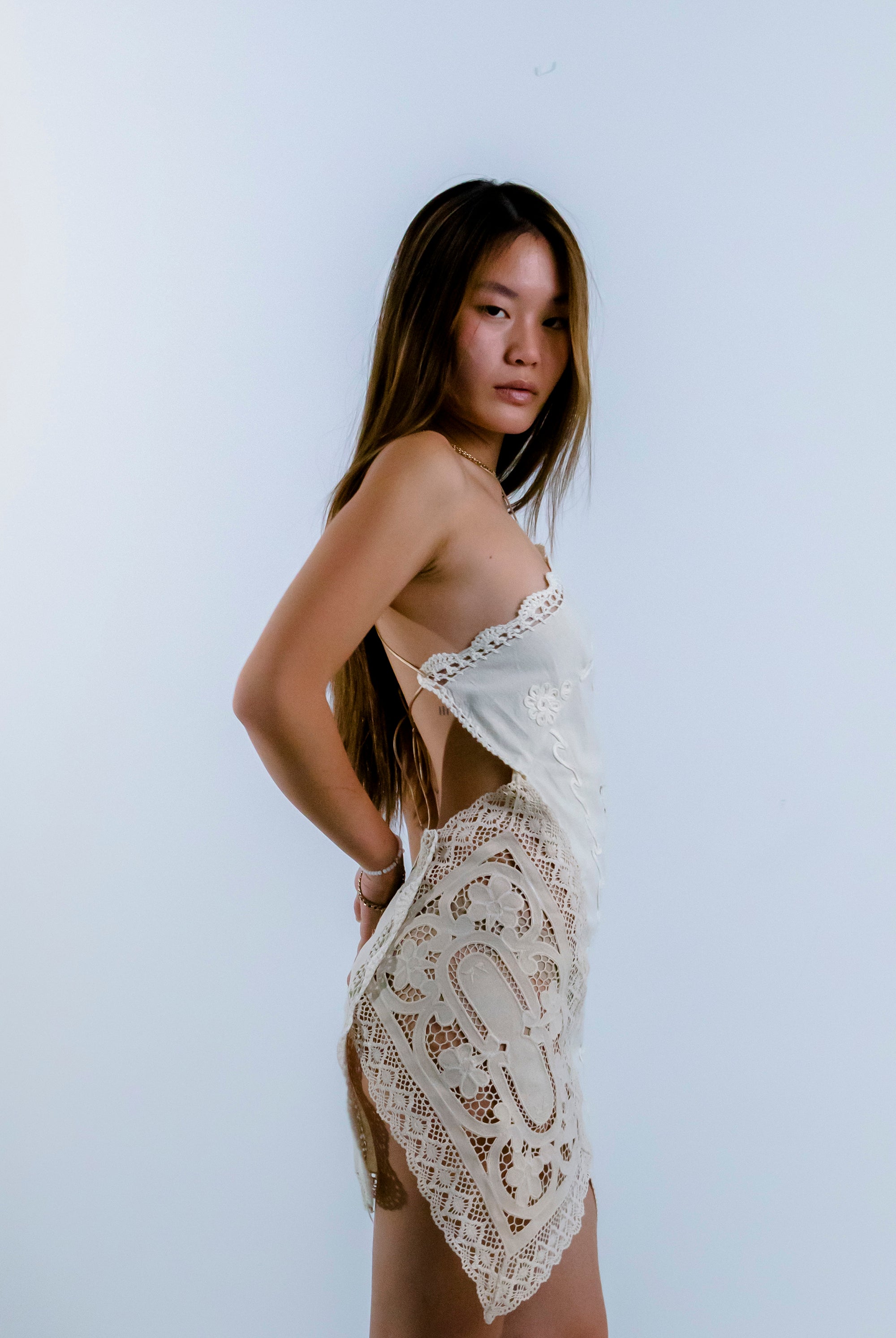 HANDKERCHIEF DRESS HALTER